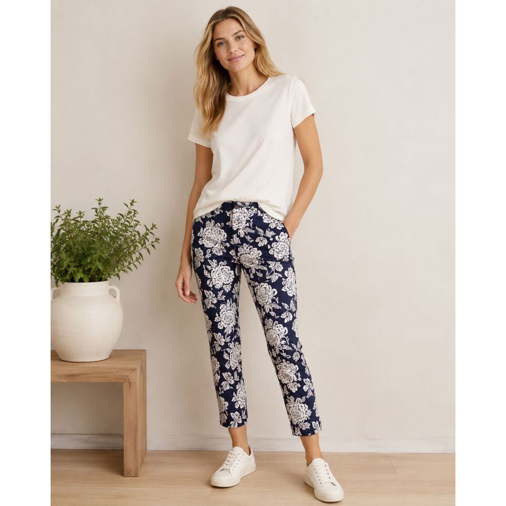 🌼 GAP Navy & White Floral Skinny Ankle Pants – Size 8